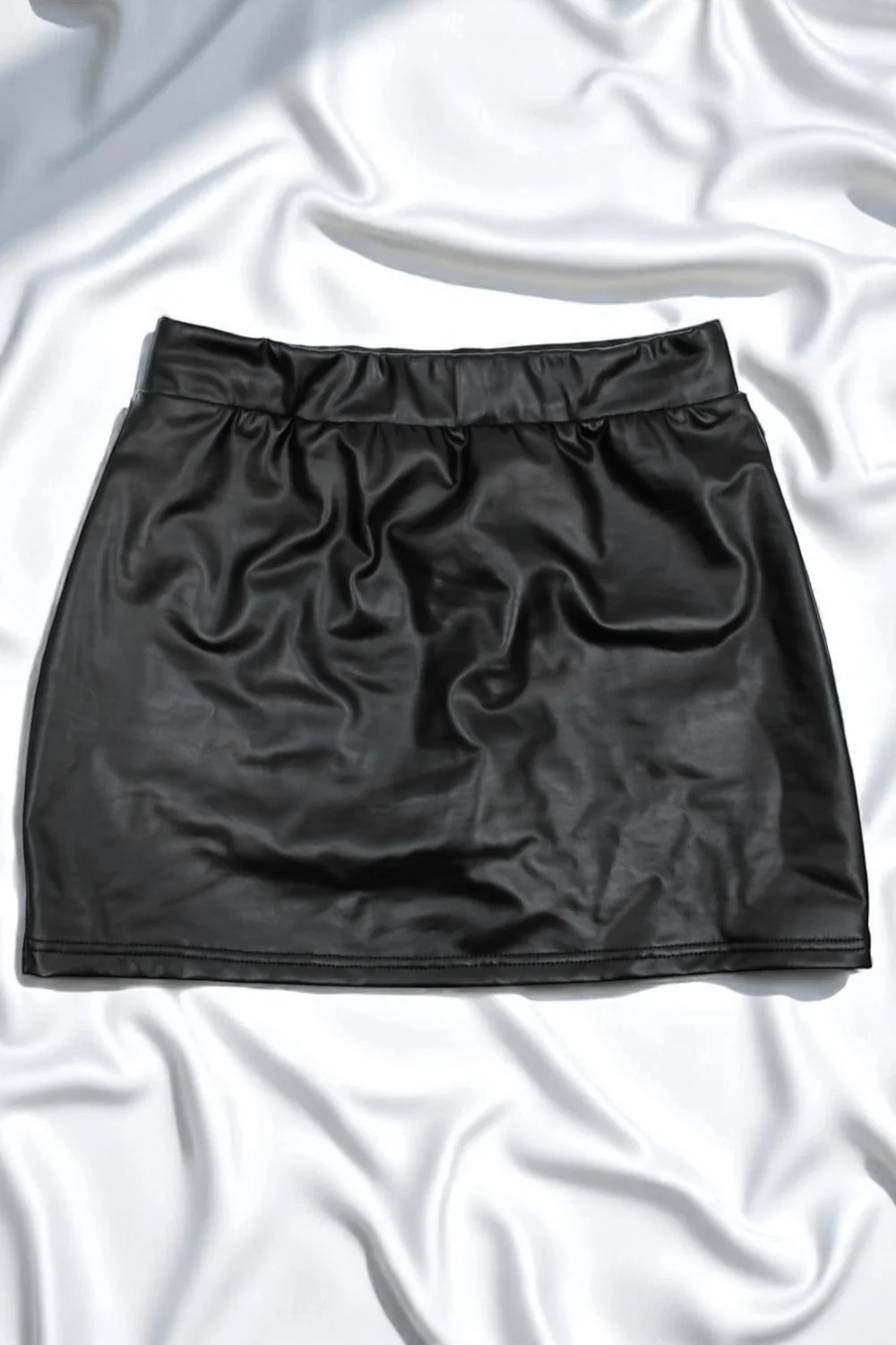 Schwarzer Rock aus mattem Kunstleder Sifia - LSL5-S – Bild 9