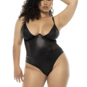 Bodystring Bibi große Größe in schwarzem Wetlook mit Bügeln, verstellbaren Trägern – MAL2752XWBLK