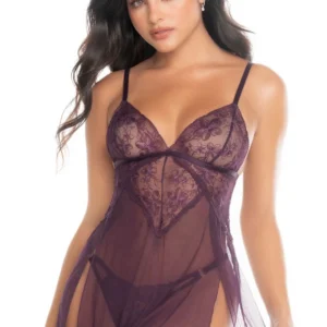 Nachthemd in Brombeerfarbe und passender String – MAL7552MULB